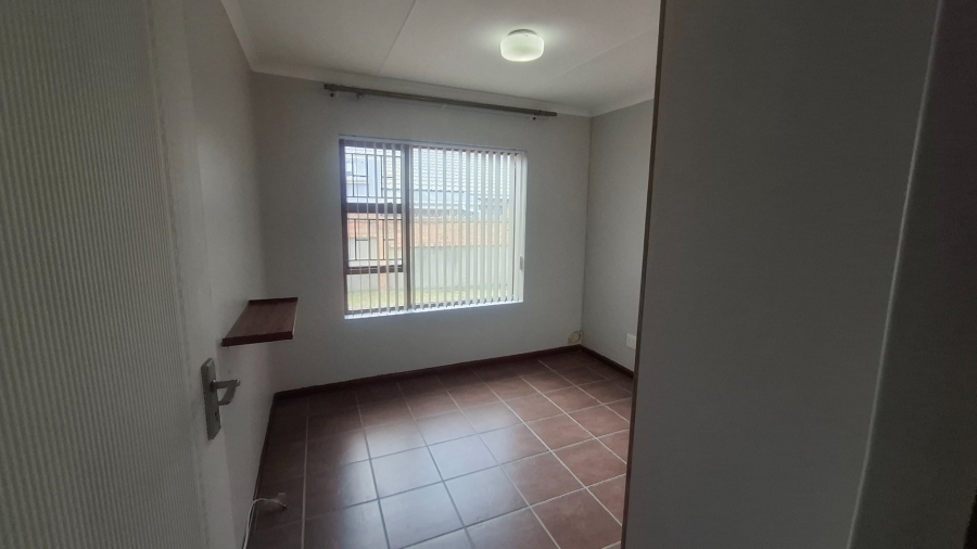 3 Bedroom Property for Sale in Heiderand Western Cape